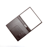 Portablocco formato A4 in pelle martellata marrone. Prodotto a mano da Pianigiani bags